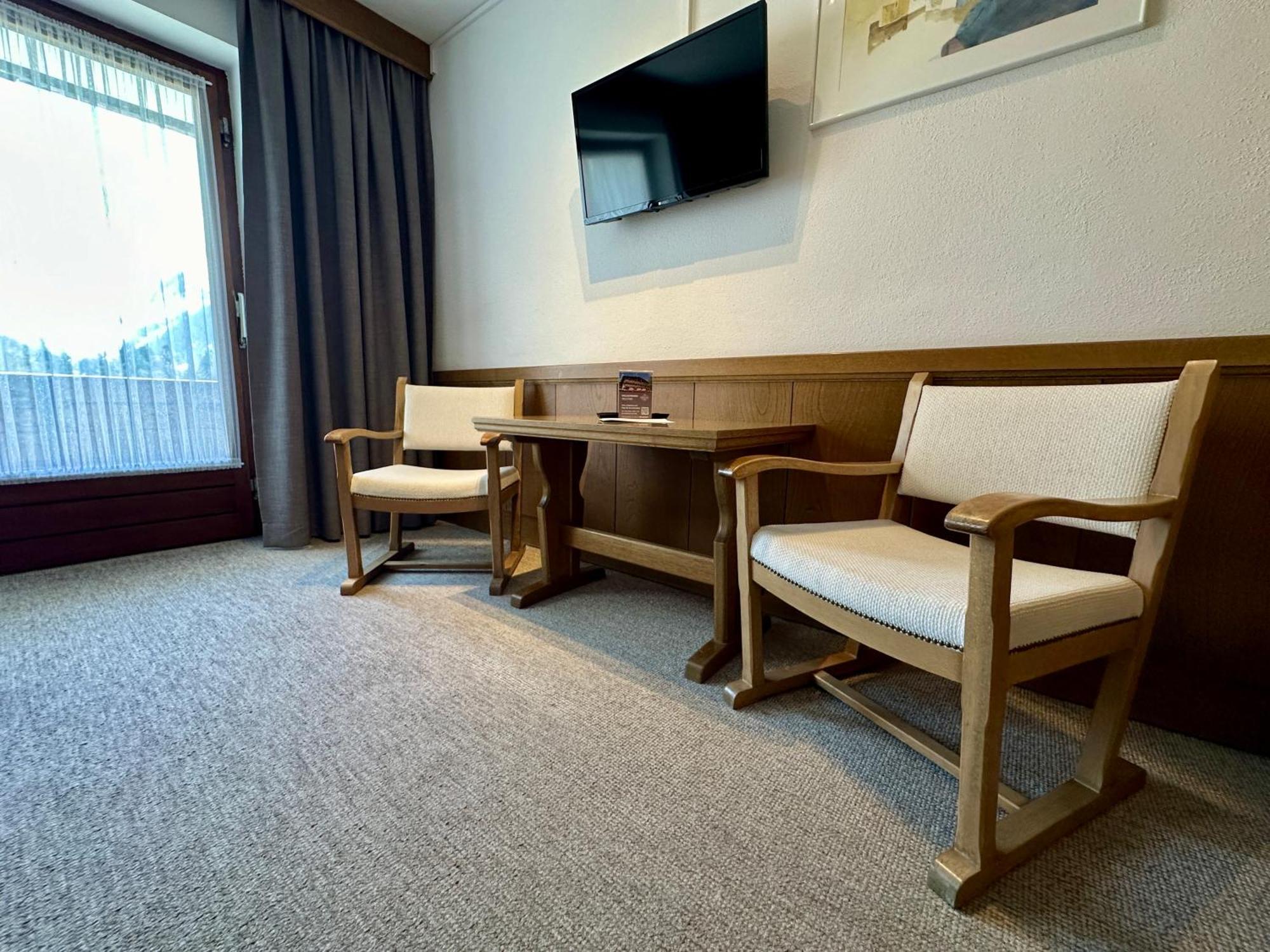Hotel Zirbenhof 장크트 리온하드 임 피츠탈 객실 사진